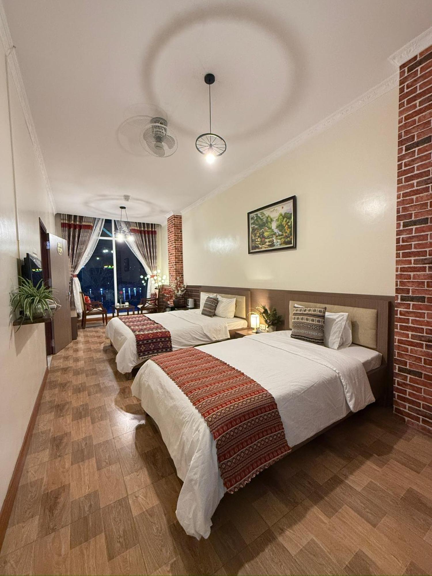 Anh Hong Hotel Ta Lan Than Екстер'єр фото